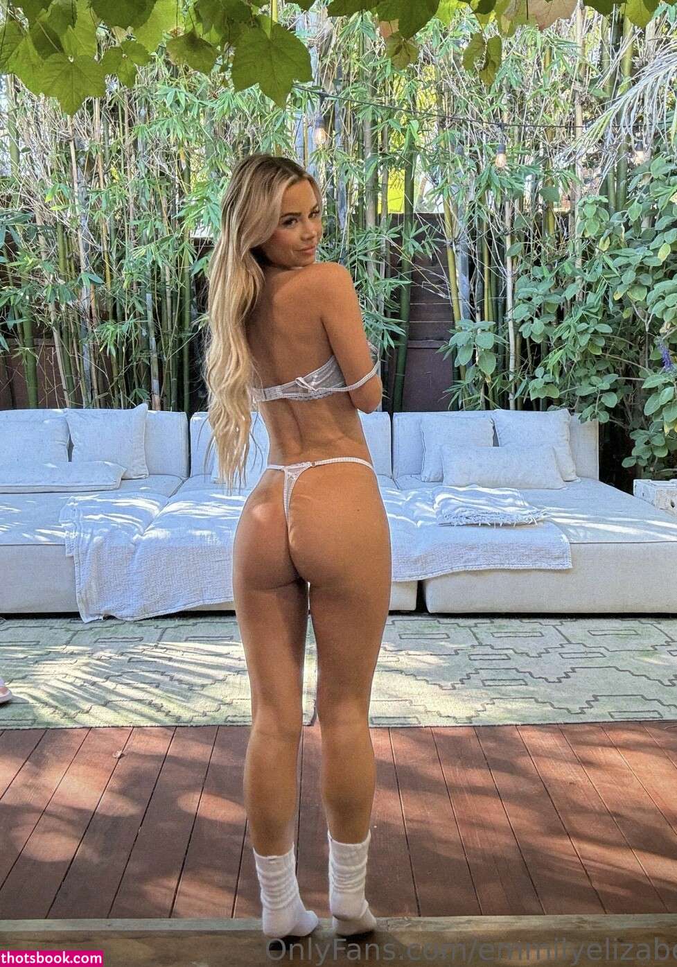 Emily Elizabeth Photo #72