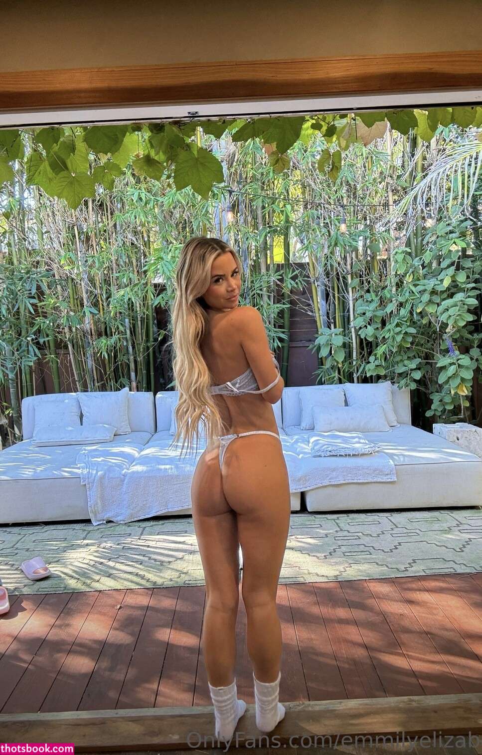 Emily Elizabeth Photo #78