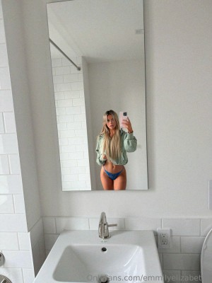 Emily Elizabeth Photo #97