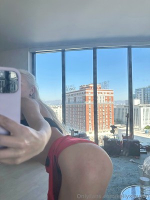 Kelly Lauren Photo #61