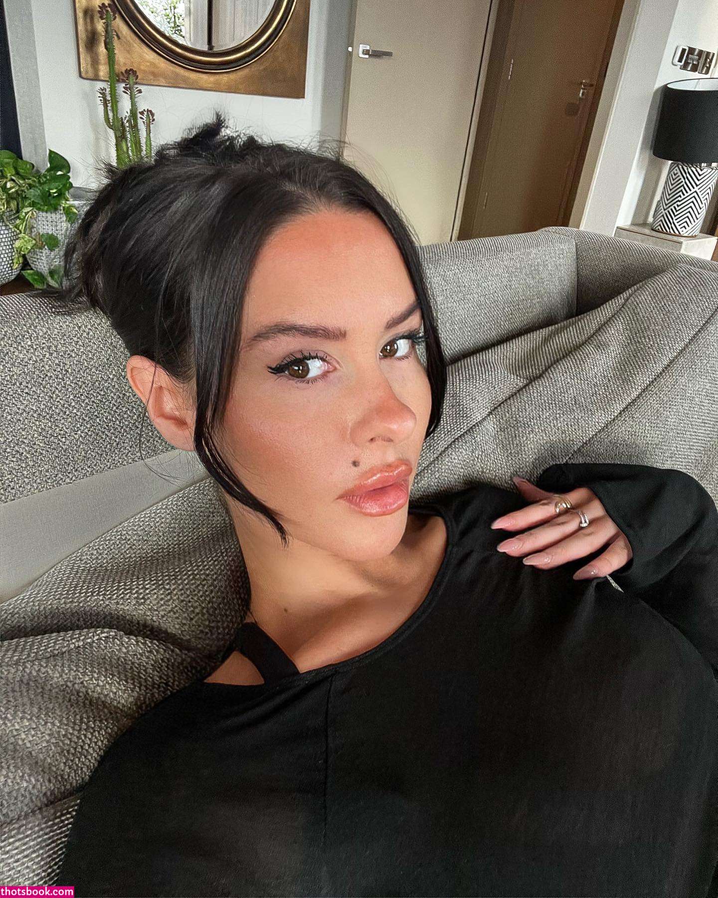 Lacey Montgomery Photo #111