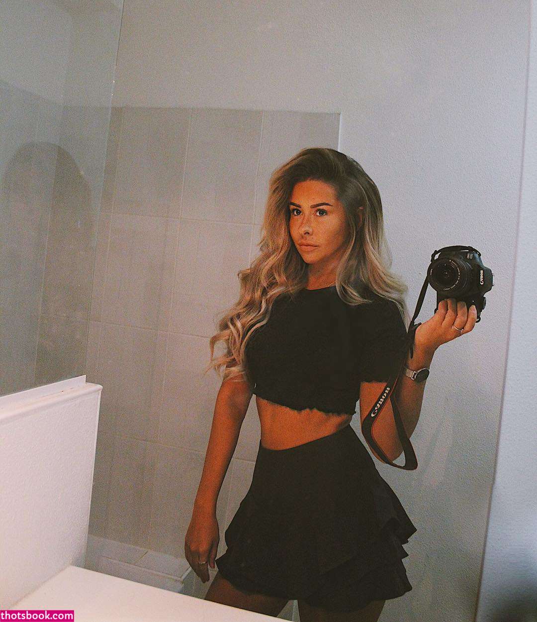 Lacey Montgomery Photo #213