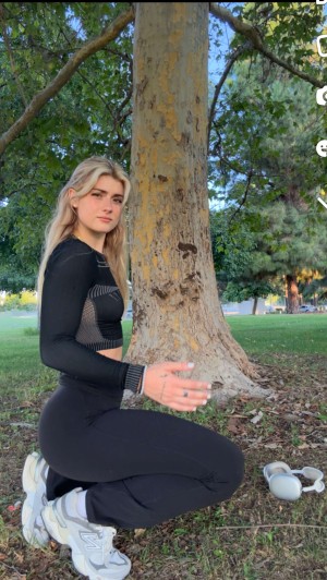 Faith Ordway Photo #27