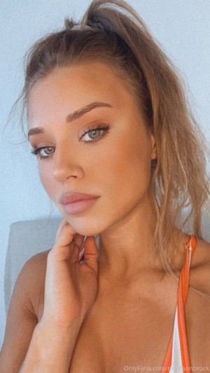 Madison Brock Photo #33