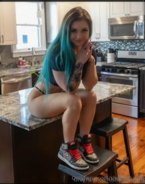 Shelby Dueitt Photo #49