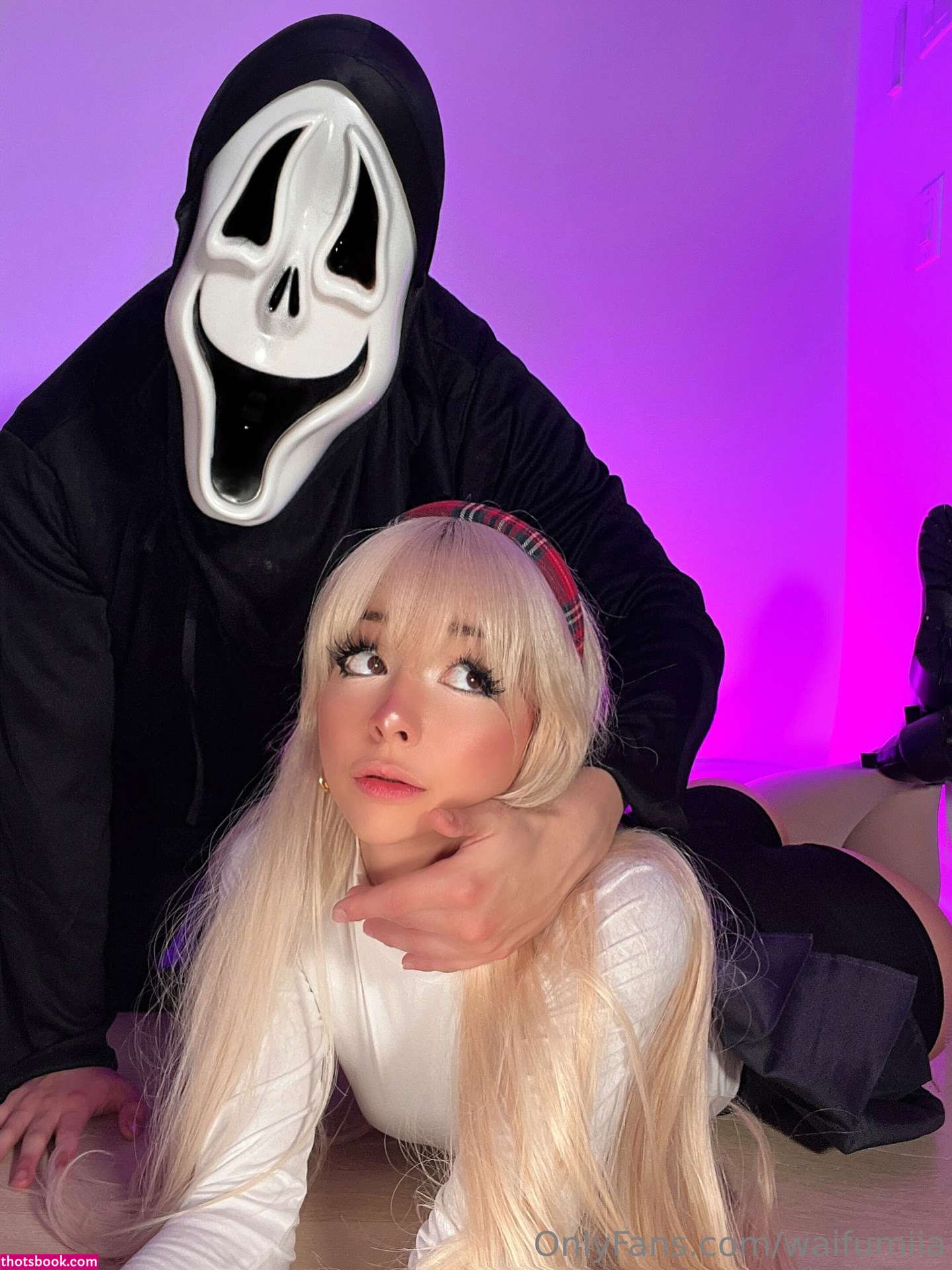 Izzybunnies Photo #325