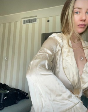 Beth lily Photo #127