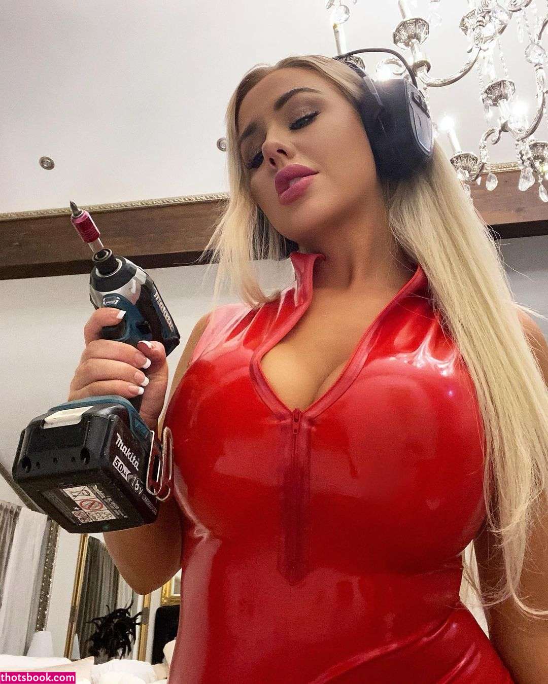 Amanda Breden Photo #6