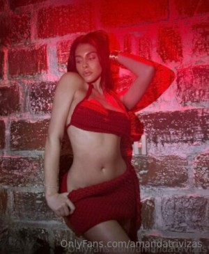 Amanda Trivizas Photo #56