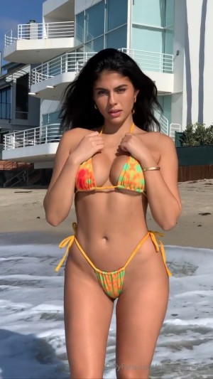 Amanda Trivizas Post #48