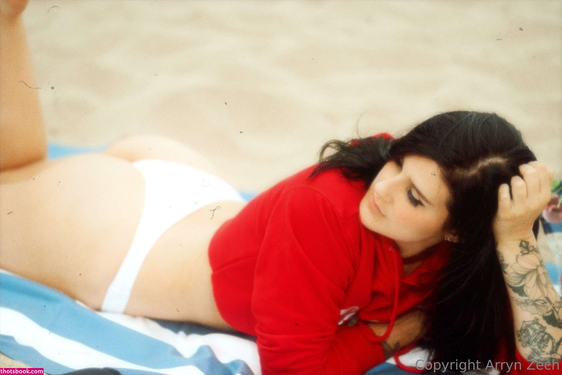 Arryn Zech Photo #210