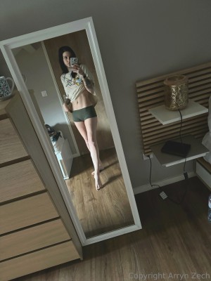 Arryn Zech Photo #250