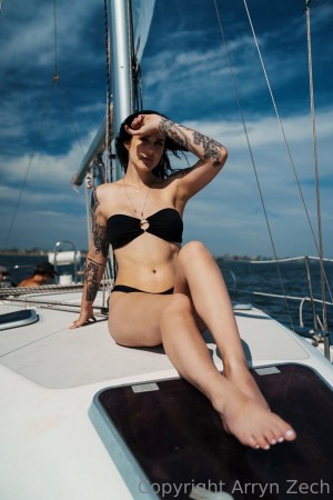 Arryn Zech Photo #322