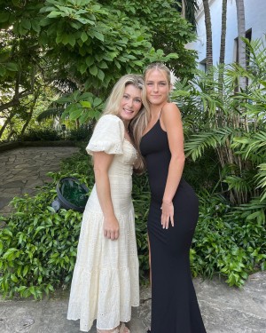 Ameliapelto Photo #18