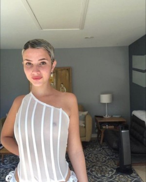 Daisy Delancey Photo #6