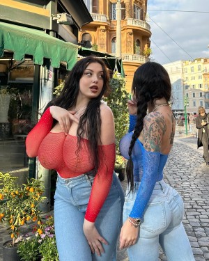 Milada Moore Photo #24