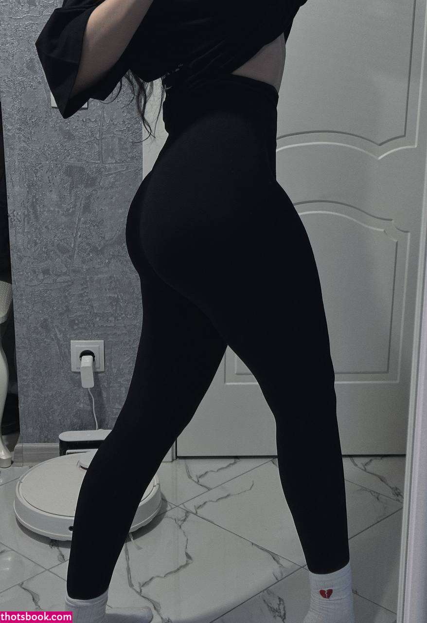 frauleinmilk Photo #9