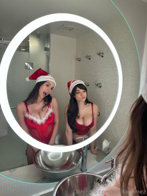 Sophie Mudd Photo #460