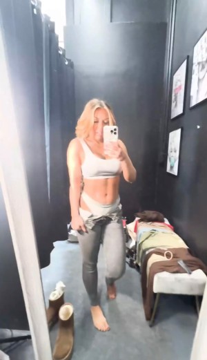 Mandy Sacs Photo #185