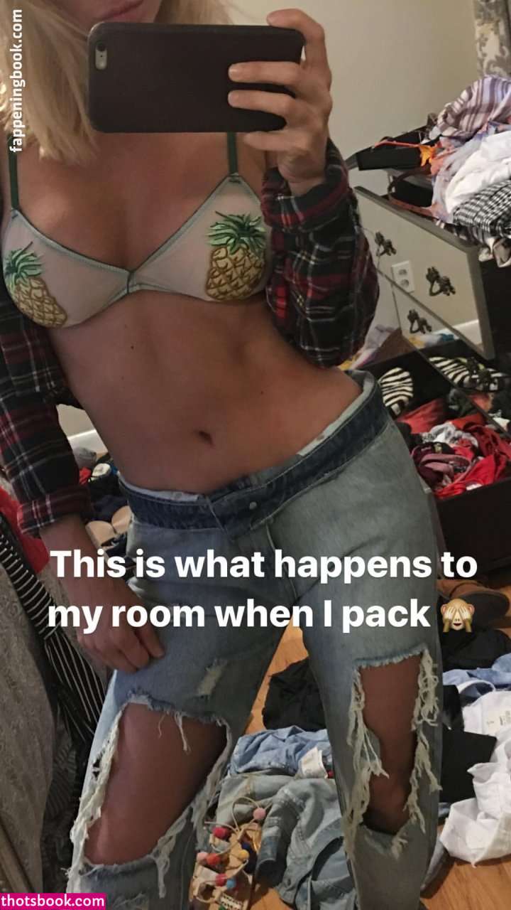 Saraunderwood Photo #244