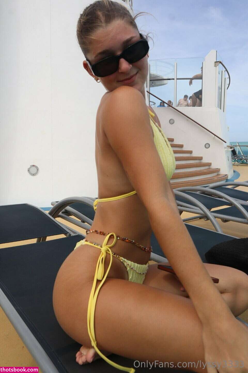 Alyssa Schwimer Photo #35