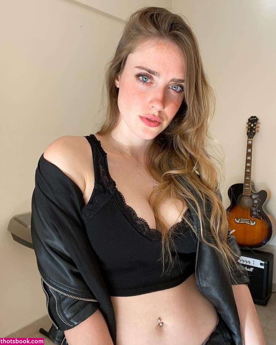 Magui Ansuz Photo #70