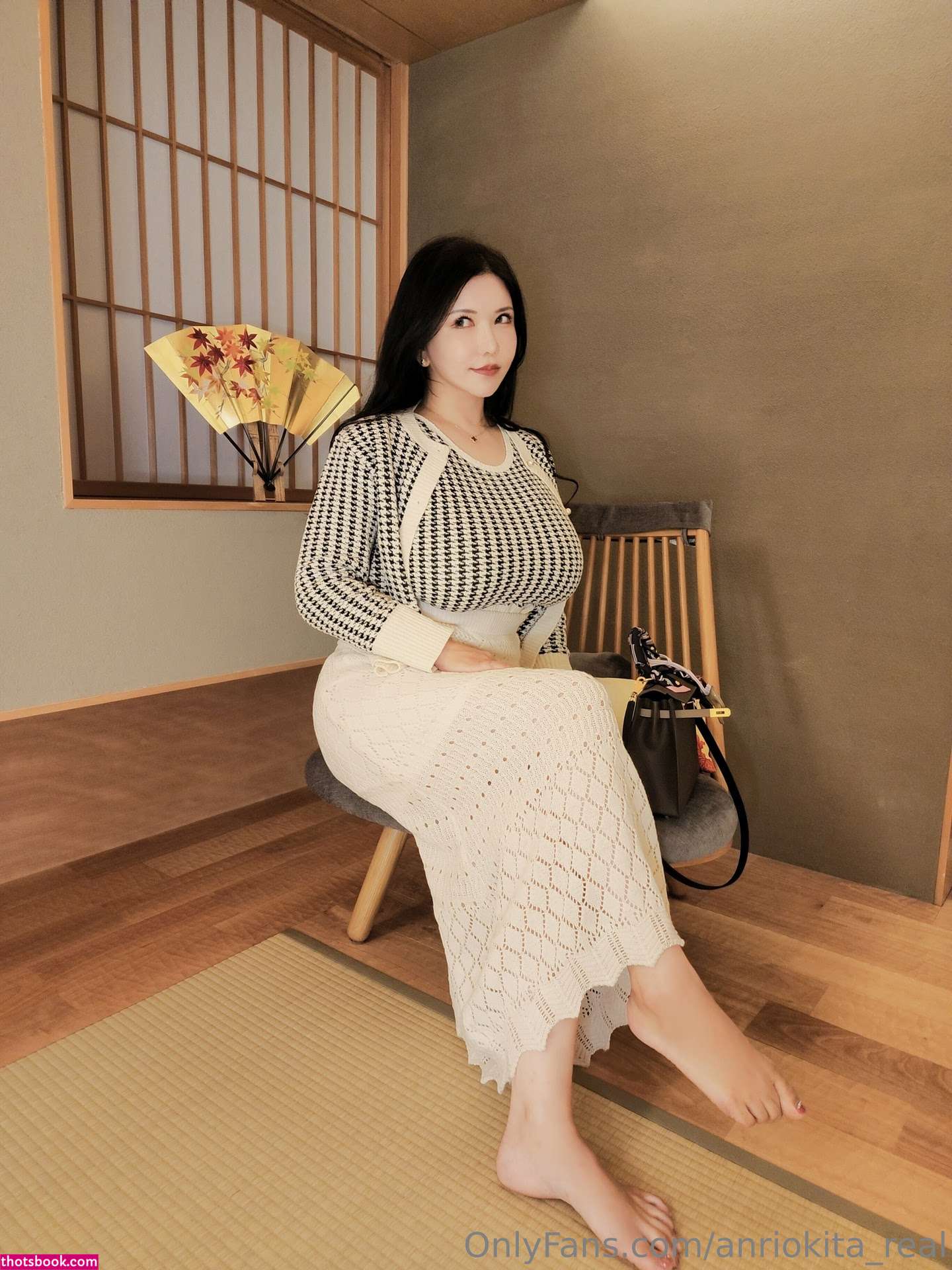 Anri Okita Photo #303