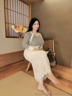 Anri Okita Photo #303