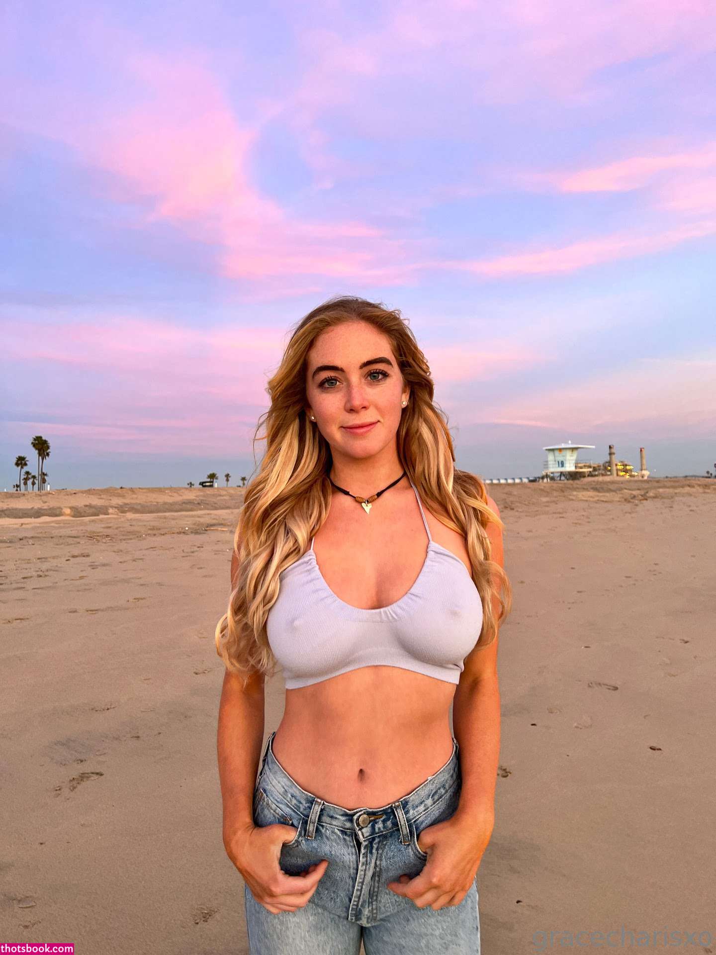 Grace Charis Photo #1189