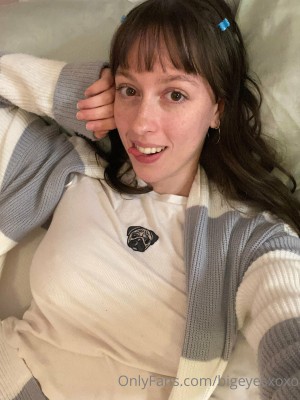 bigeyesxoxo Photo #111