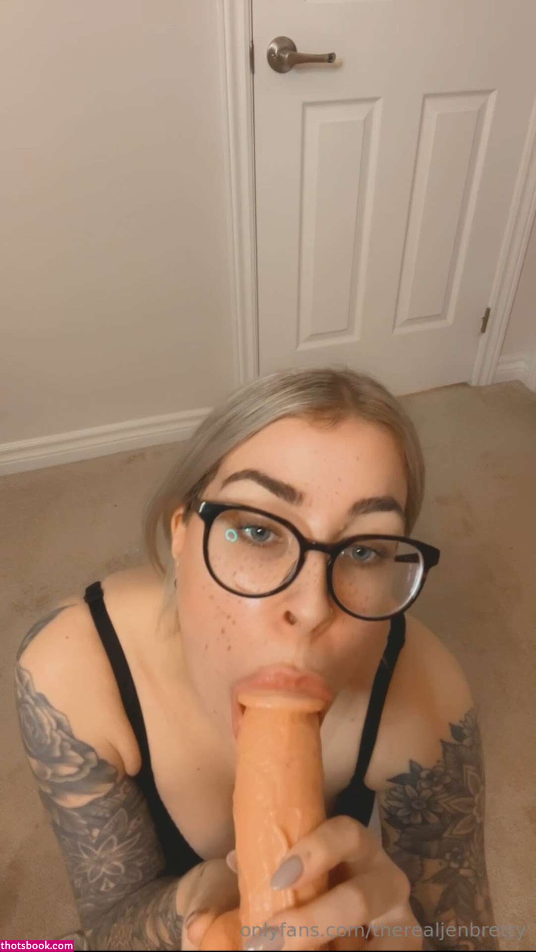 Jen Brett Photo #424