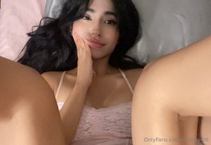 Little Lia Photo #70