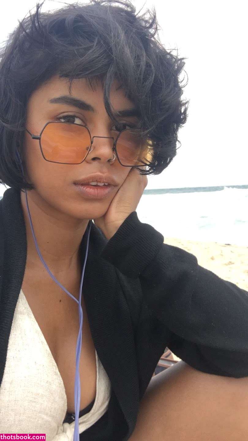 Riya Hamid Photo #71