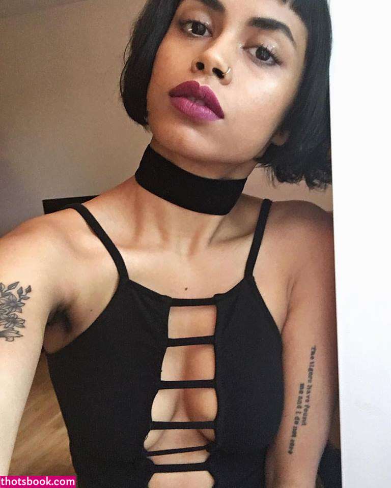 Riya Hamid Photo #76