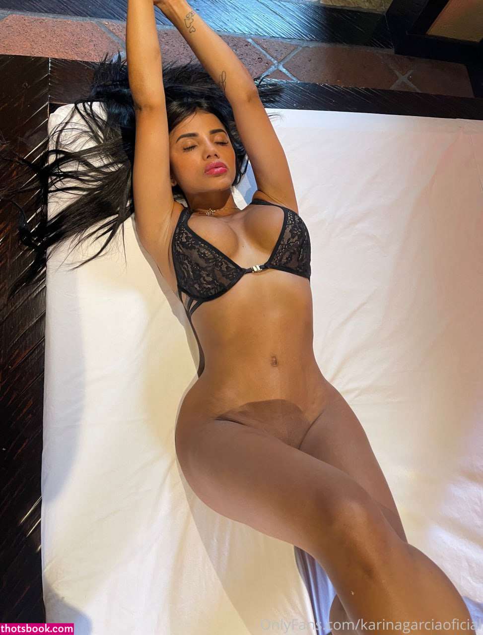 karinagarciaoficiall Photo #53