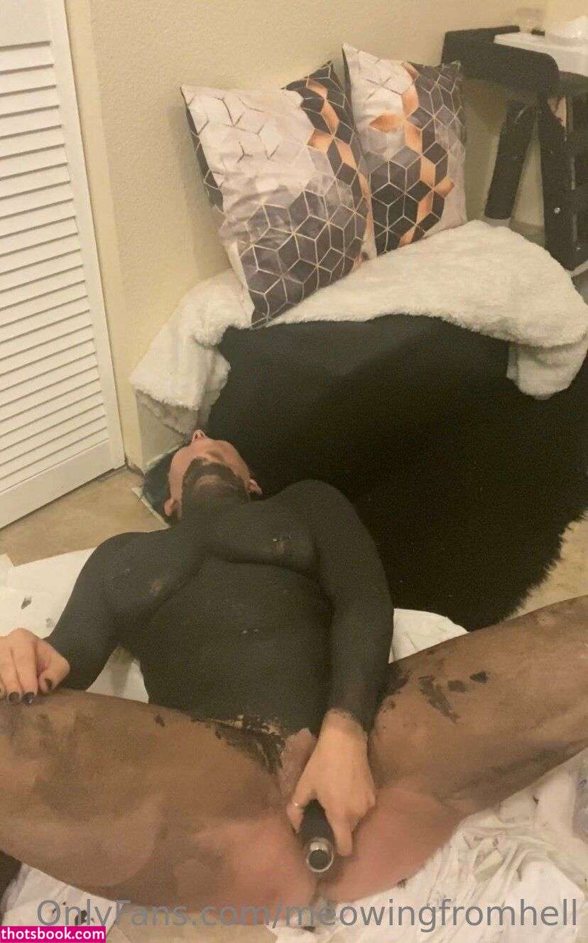 Meowingfromhell Photo #11