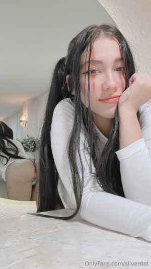 Silverriot Photo #58