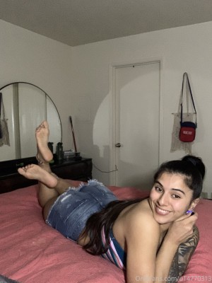 solidgoddess97 Photo #12