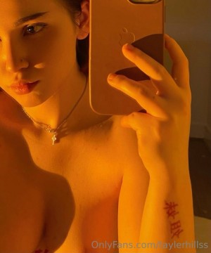 Tayler Hills Photo #664