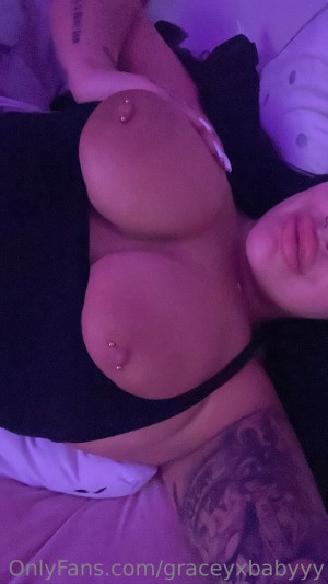 Graceyxbabyyy Photo #75