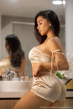 karinagarciaoficiall Photo #94