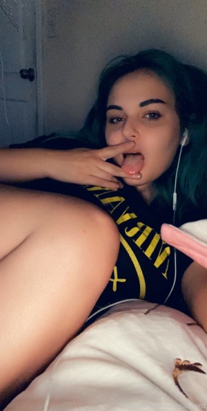 Meowingfromhell Photo #111