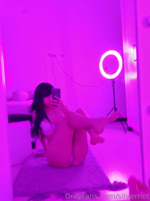 Silverriot Photo #111