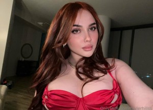 Tayler Hills Photo #700