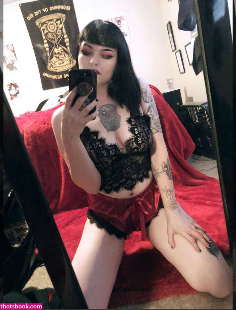 Hollyeekitty Photo #31