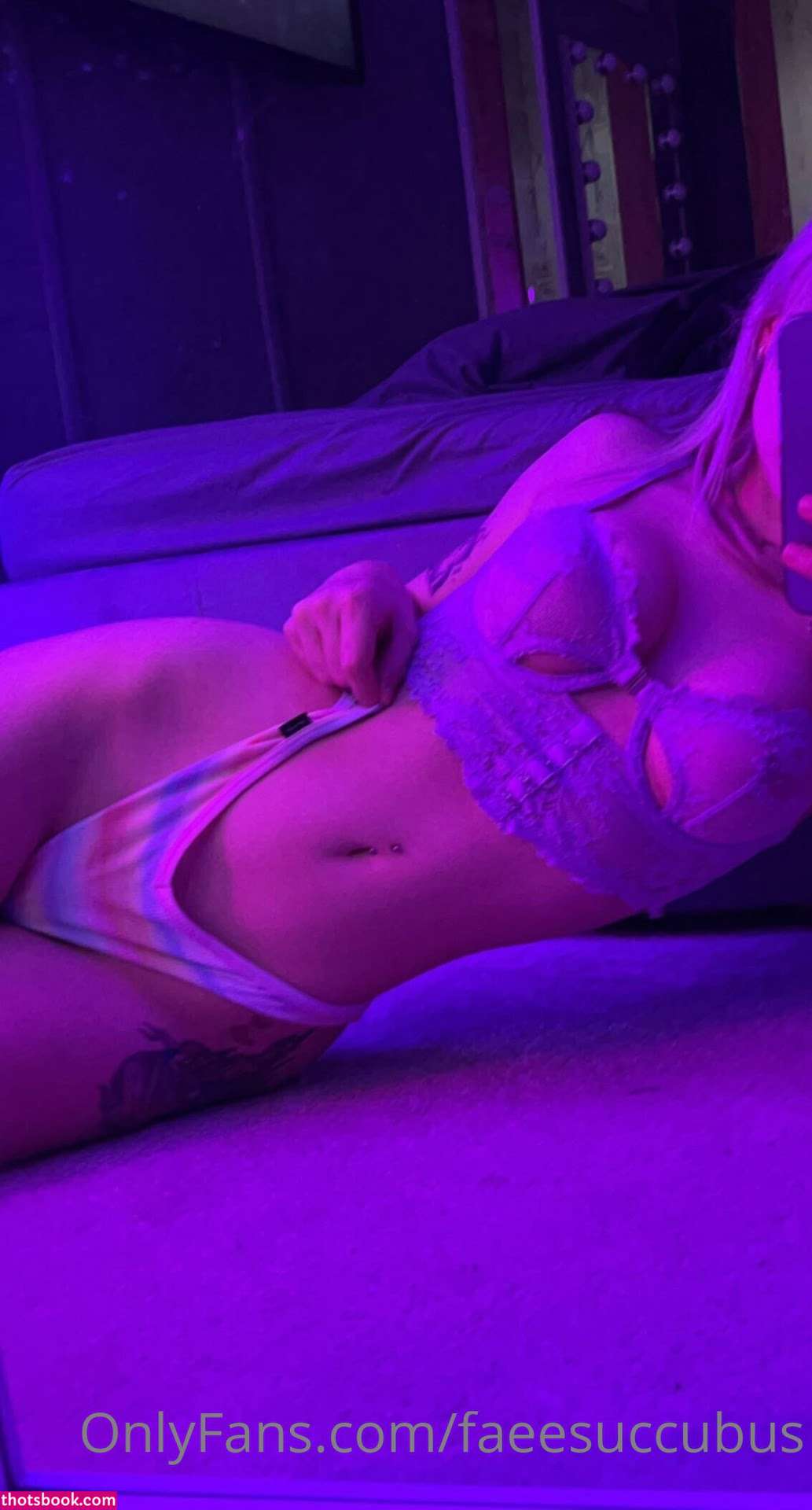 naiadeityy Photo #33