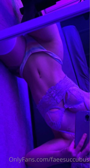 naiadeityy Photo #36