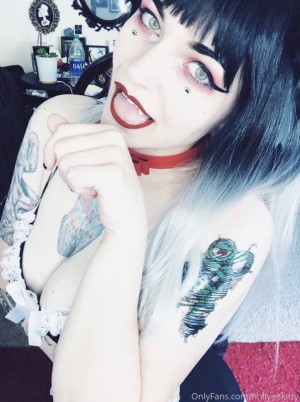 Hollyeekitty Photo #122