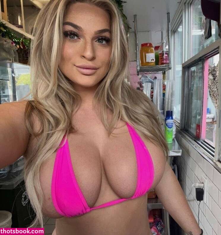 Daisy Delacroix Photo #45