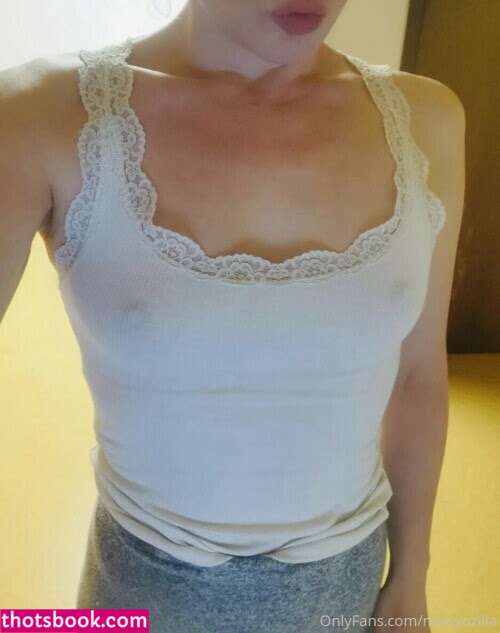 Miss Yozilla Photo #17